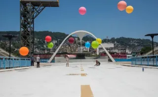 Imagem ilustrativa da imagem Sambódromo do Rio completa 40 anos com evolução de desfiles