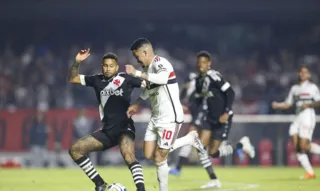 Imagem ilustrativa da imagem Tentando se afastar do Z4, Vasco recebe São Paulo em São Januário