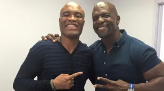 Imagem ilustrativa da imagem Terry Crews anuncia luta contra Anderson Silva e agita fãs