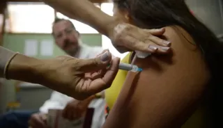 Imagem ilustrativa da imagem Vacina contra HPV será aplicada em dose única
