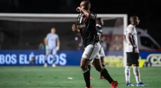 Imagem ilustrativa da imagem Vasco bate o Botafogo em São Januário e se afasta do Z-4