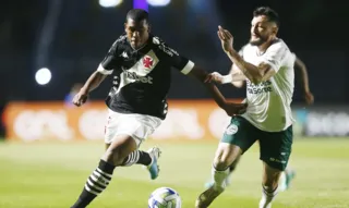 Imagem ilustrativa da imagem Vasco enfrenta o Goiás em luta contra o rebaixamento neste domingo