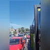 Caminhão quebrado causa lentidão e aumenta tempo de travessia na Ponte