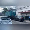 Os carros foram retirados do local bastante avariados