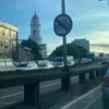 Motociclista estava em estado moderado no local do acidente, segundo os bombeiros