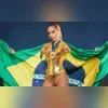 Imagem ilustrativa da imagem Anitta homenageia Rebeca Andrade com look de ginasta