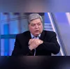 Leo Dias entre o empresário Marcelo Viana e David Brazil