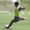 Nuno Moreira e Vegetti garantiram o triunfo vascaíno no segundo tempo
