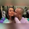 Arthur nasceu no dia 26 de março, fruto do relacionamento com o produtor musical Diego Dalia