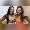 Os policiais encontraram 19 tabletes de maconha nas portas do carro