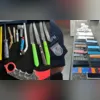Imagem ilustrativa da imagem Facas apreendidas, celulares recuperados e 'bonde do furto' na DP