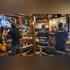 Alguns ônibus já foram retirados da área