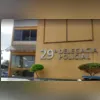 Segundo testemunhas, o suspeito atirou diversas vezes no pai do namorado de sua filha