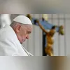 O Papa está internado desde o último dia 14, após sentir dificuldade para respirar por vários dias