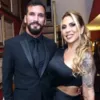 A polícia continua investigando para tentar encontrar os outros envolvidos no ataque