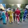 Imagem ilustrativa da imagem 'Power Rangers' prendem ladrão que fazia a limpa em bloco; vídeo