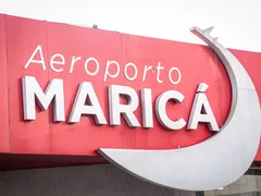 Quaquá anuncia compra de casas próximo ao aeroporto de Maricá