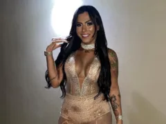 Travesti Mulher Gato quer disputar herança de traficante do Rio