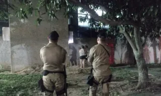 Imagem ilustrativa da imagem Armado, homem simula disparos e assusta moradores em Niterói