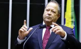 Imagem ilustrativa da imagem Câmara cassa mandato de Chiquinho Brazão por faltas