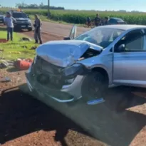 Imagem ilustrativa da imagem Cantor sertanejo sofre traumatismo após acidente de carro