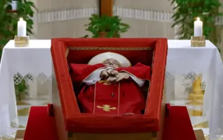Imagem ilustrativa da imagem Morte do papa Francisco: veja detalhes da despedida