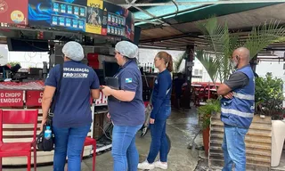 Imagem ilustrativa da imagem Quiosques do Rio são autuados antes de show de Lady Gaga