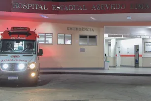 Imagem ilustrativa da imagem Grave acidente entre motos em estrada de Niterói