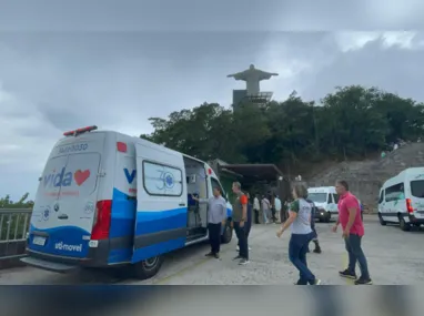 Imagem ilustrativa da imagem Após morte de turista, Cristo passa a ter duas ambulâncias