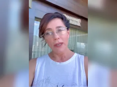 Alane desfilou na madrugada desta quarta-feira (5)