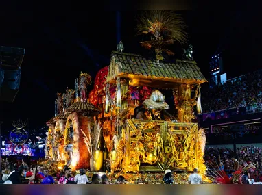 Milton Cunha é carnavalesco, escritor e pesquisador