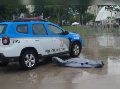 Prisão foi feita por policiais militares do 12º BPM (Niterói)