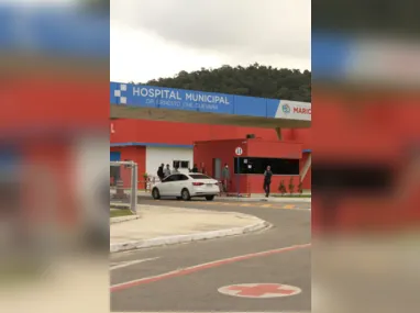 Imagem ilustrativa da imagem Criança morre e 3 adultos ficam feridos em incêndio de casa em Maricá