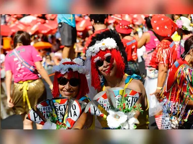 Rio terá mais de 50 blocos animando as ruas nesta segunda (3)