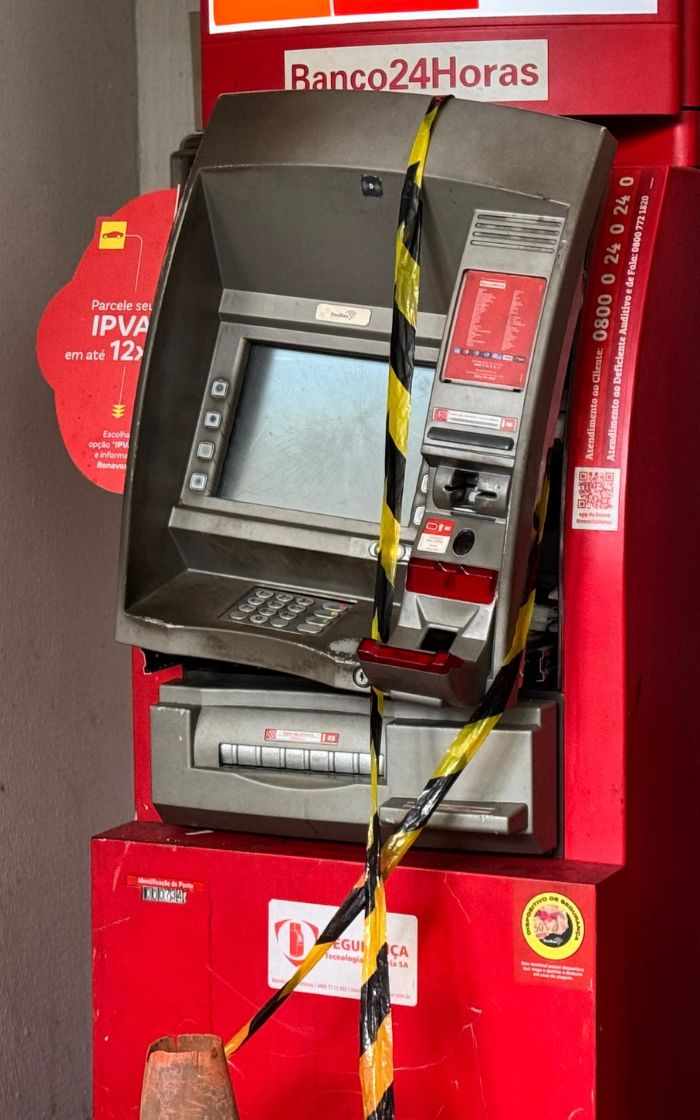Caixa eletrônico é arrombado dentro de terminal rodoviário de Niterói