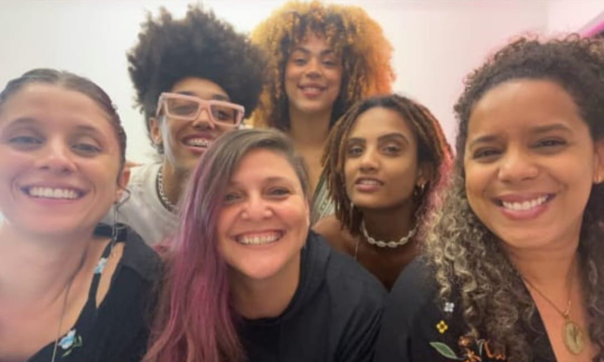 É neste domingo! Roda de samba de graça em Niterói