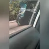 Imagem ilustrativa da imagem Carro capota na Serrinha de Itaipuaçu e idoso é socorrido
