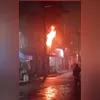 Imagem ilustrativa da imagem Casa pega fogo e assusta moradores em São Gonçalo; vídeo