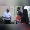 Carro ficou completamente destruído com o impacto da colisão