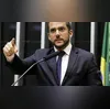 Imagem ilustrativa da imagem Deputado Carlos Jordy acorda com PF na porta de casa