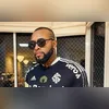 A morte foi confirmada nesta terça-feira (11) por meio das redes sociais do artista