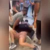 Imagem ilustrativa da imagem Funcionários e cliente brigam em shopping no Rio; vídeo