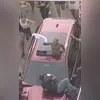 Poze do Rodo postou foto lendo a bíblia