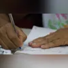 As funções abrangem desde atividades operacionais e atendimento ao cliente até manutenção técnica especializada