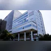 Fiscais encontraram alimentos vencidos e armazenados em locais inadequados