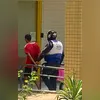 De acordo com a PM, os agentes foram atacados durante retirada de barricadas