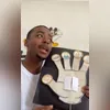 Imagem ilustrativa da imagem Vídeo: professor viraliza ao usar música para ensinar sobre abuso infantil