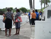 Cemitérios de São Gonçalo recebem milhares de visitantes