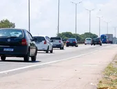 Mais de 1,6 milhão de veículos devem passar pela BR-101 no feriadão