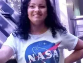 Moradora de São Gonçalo pode viajar ao espaço como Katy Perry; entenda